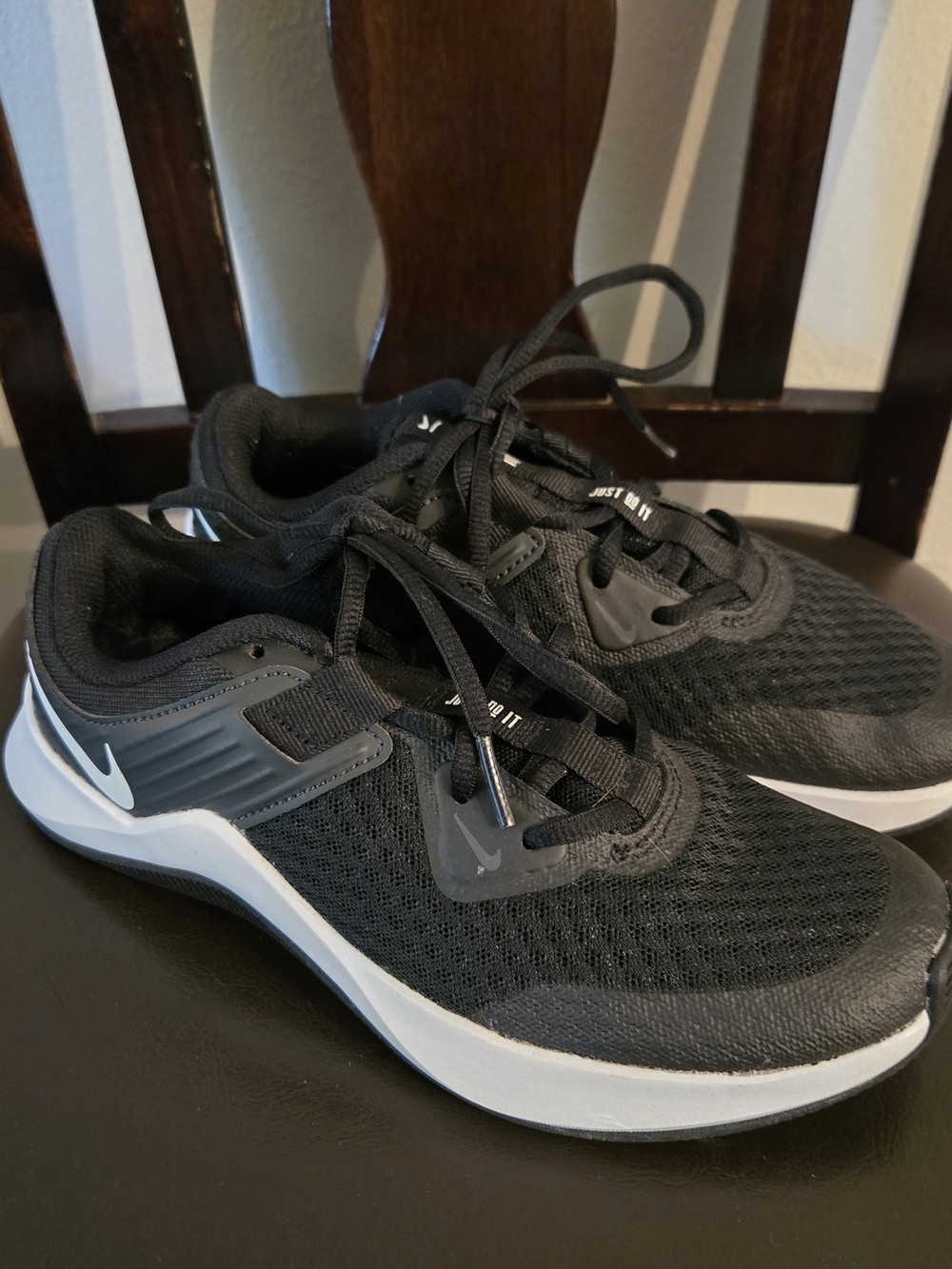 Women's Black Nike Athletic Shoes